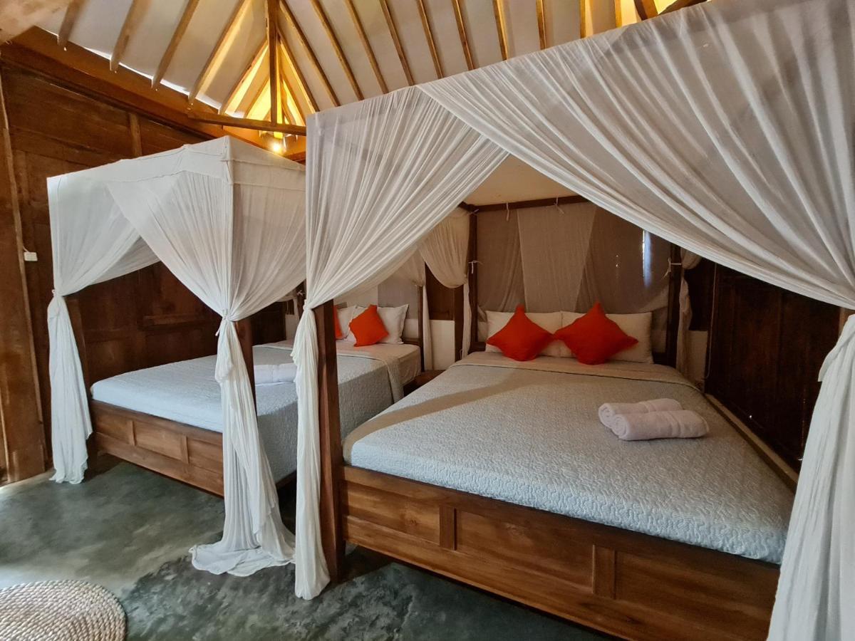 Villa Kayu ยอกยาการ์ตา ภายนอก รูปภาพ