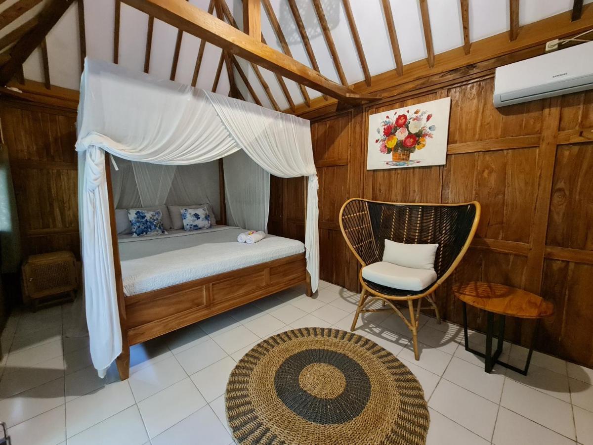 Villa Kayu ยอกยาการ์ตา ภายนอก รูปภาพ