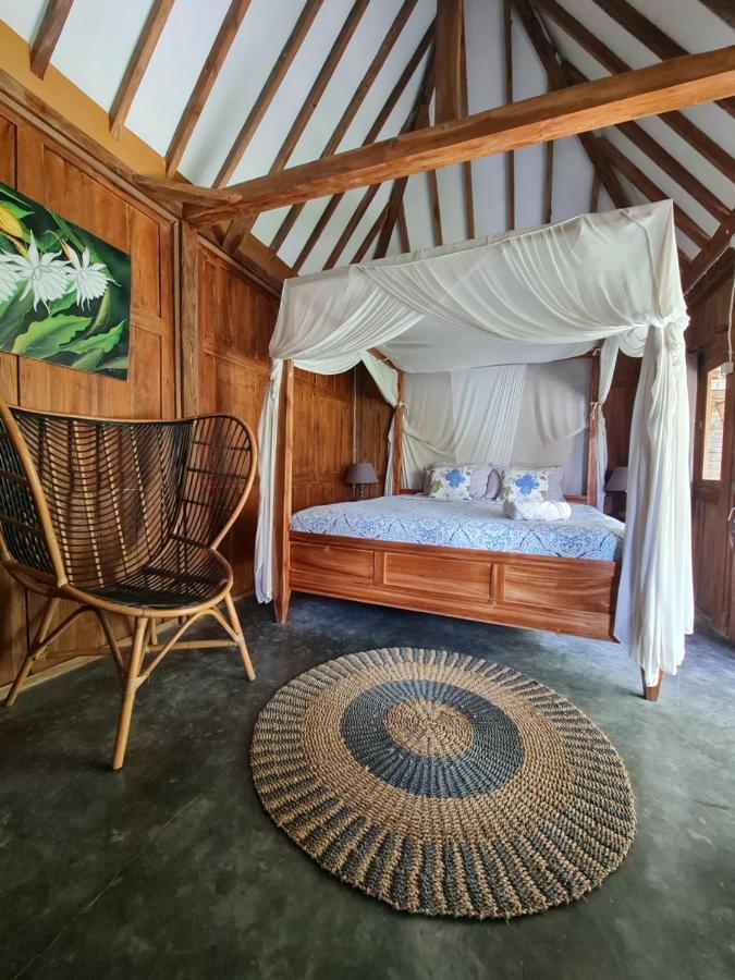 Villa Kayu ยอกยาการ์ตา ภายนอก รูปภาพ
